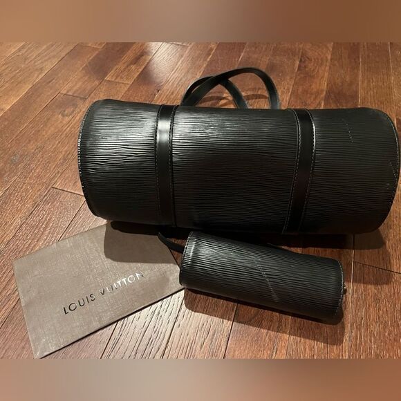 Louis Vuitton Soufflot M52222 Epi‎ Leather Noir Black With Pouch - Picture 3 of 16